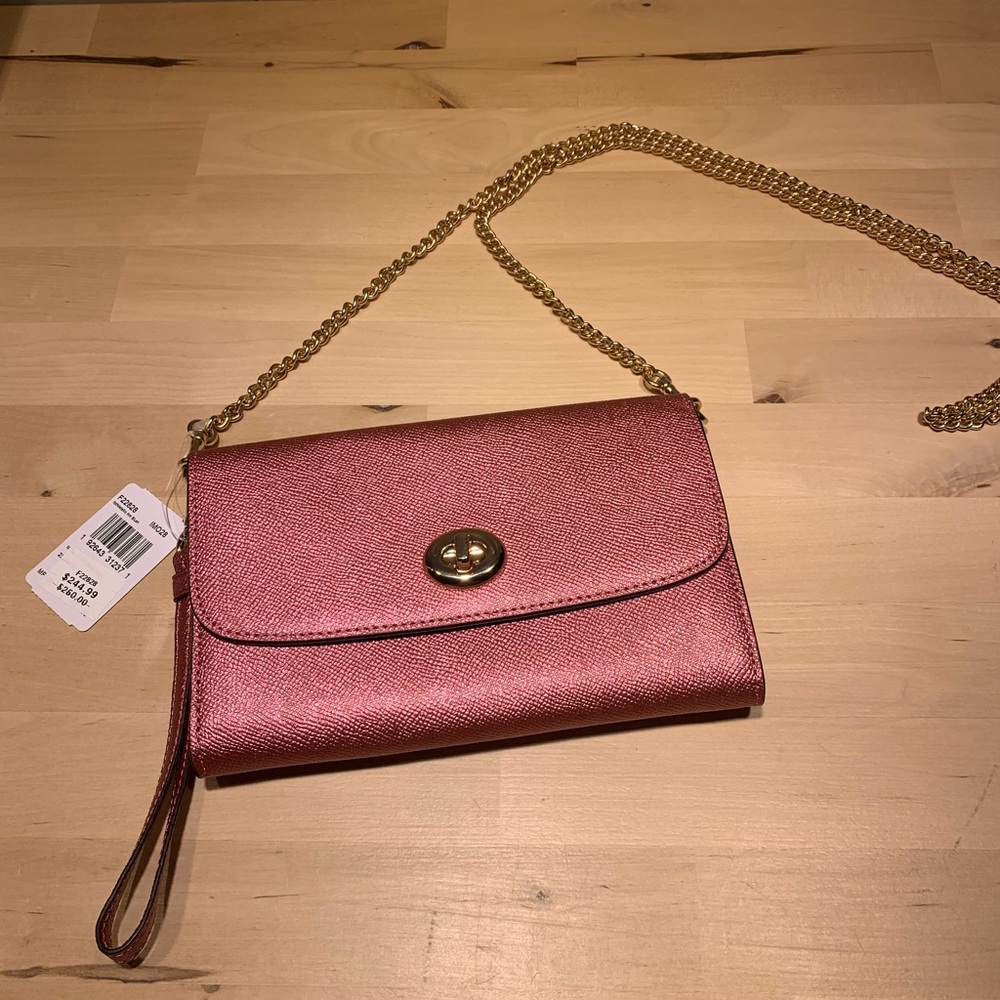 NWT Coach Metallic Ant Blush Chain Convertible Crossbody Wristlet
